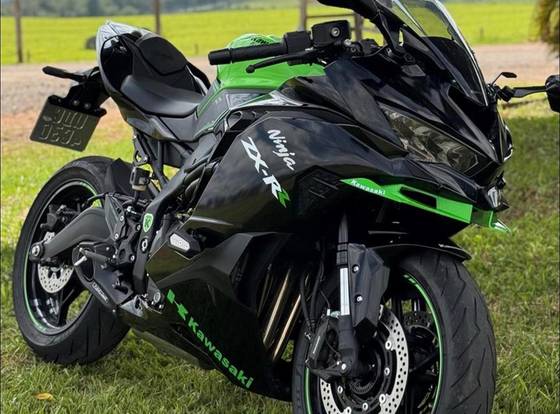 KAWASAKI NINJA ZX-4R KAWASAKI NINJA ZX-4R
